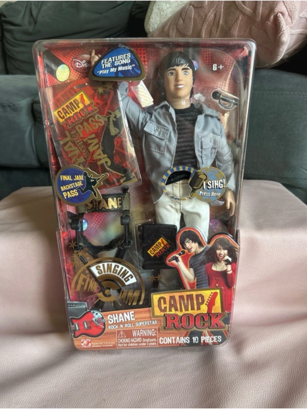 Camp Rock Shane Singing Figure - Gray Jacket, White Pants